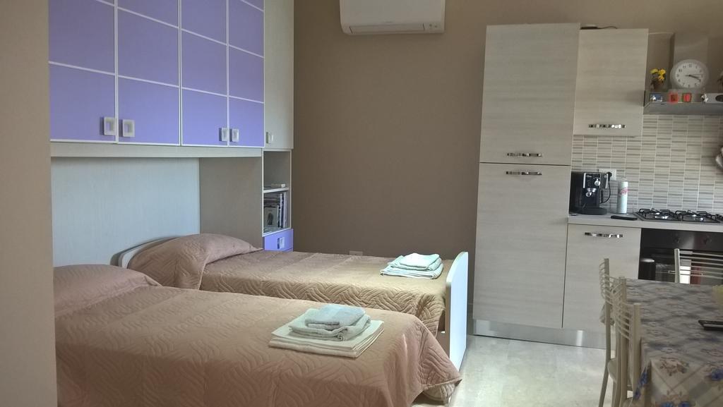 A "Casa Inn-Centro" Monolocale كاتانيا المظهر الخارجي الصورة